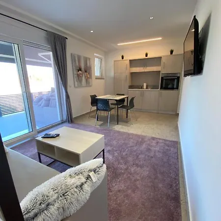 Apartmani Kumenat Biograd Na Moru Exterior photo