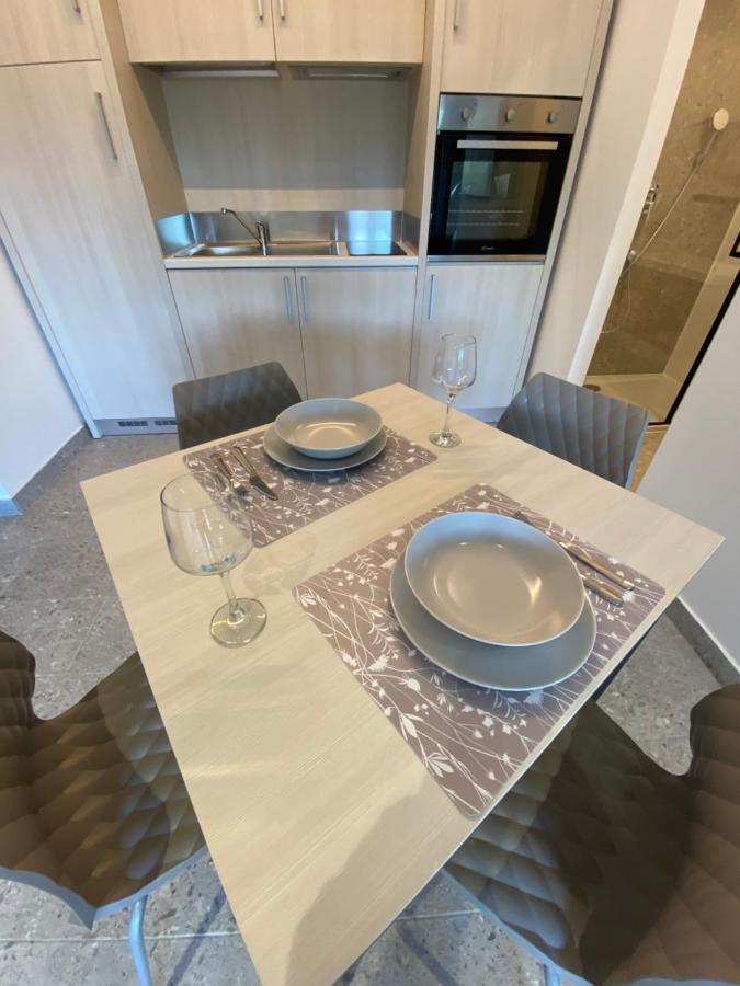 Apartman Kumenat Biograd Na Moru