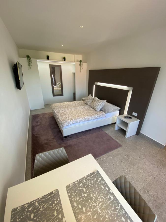 Kumenat Apartman